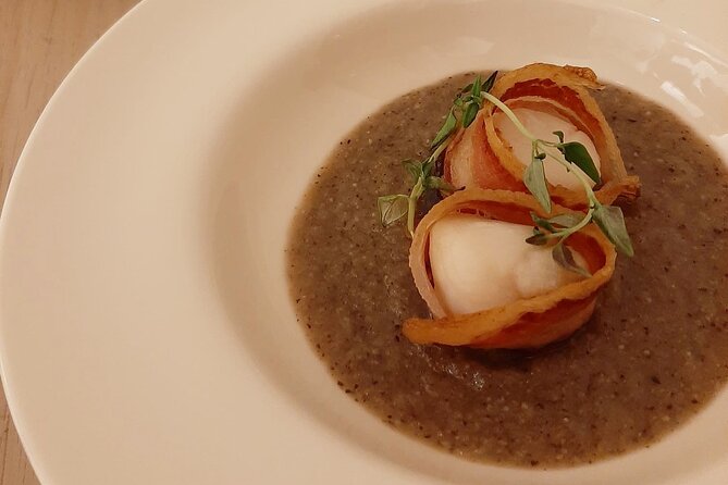 Scotland meets Sardinia: 8-course Dinner with Professional Chef - Group size, comfort, and the real meaning of an intimate dinner