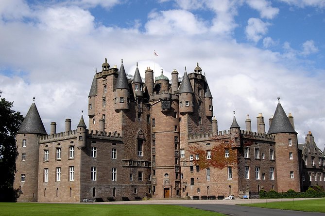 Scottish Castles Glamis and Dunnottar Italian Tour Guide - Key Things You Should Know Before You Go