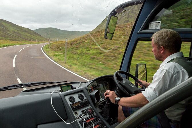 Scottish Highland Games Day Trip from Edinburgh - Glamis Highland Games With a Castle Detour