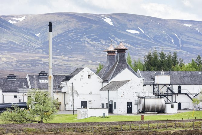 Speyside Whisky Experience - Stop 1: Glenfiddich, World-Renowned Classic with Tour Choices