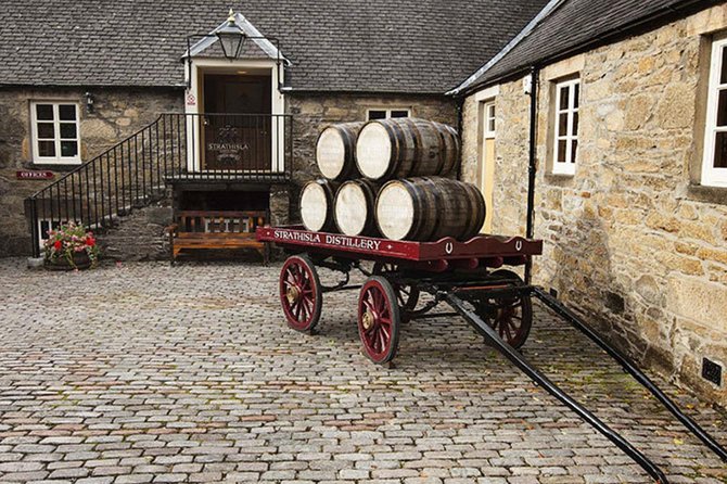 Speyside Whisky Trail Day Tour from Aberdeen Including Admissions - Stop 1: Corgarff Castle, a 30-minute walk with military-era context
