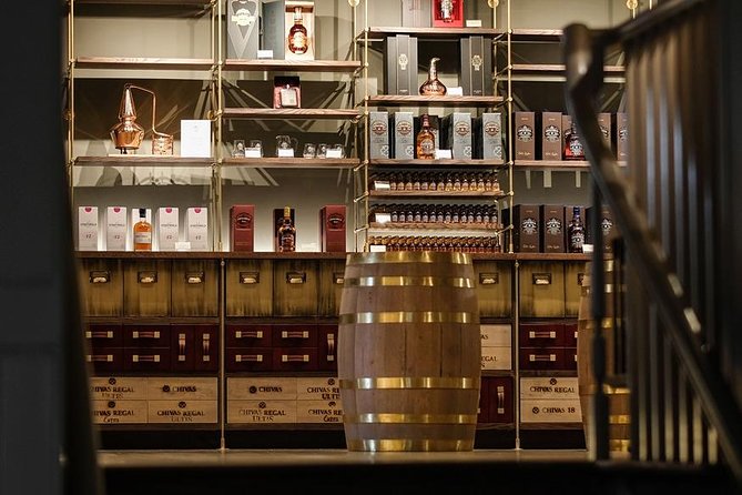 Speyside Whisky Trail Day Tour from Aberdeen Including Admissions - Stop 2: The Whisky Castle, optional tasting and lunch in a 600-malt world