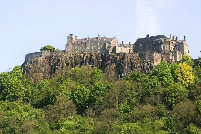 Stirling Castle, Whisky & Kelpies Tour starting Edinburgh - Group vibe and guides: what good leadership does for a long day