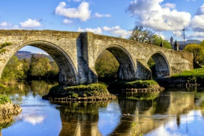 Stirling Luxury Private Day Tour from Edinburgh - Stirling Castle with costumed characters and vault fun