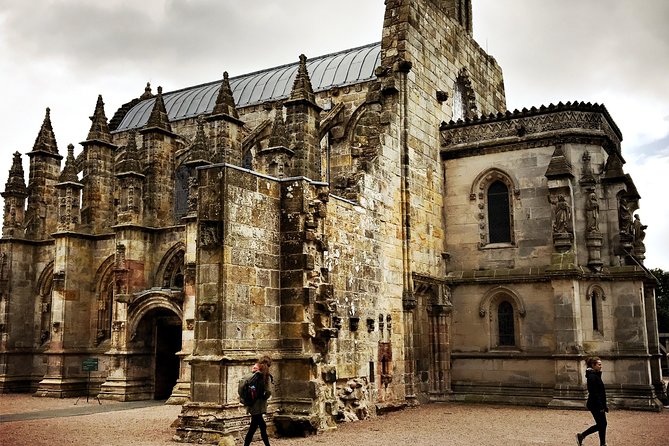 Stone & Story: Rosslyn Chapel & Melrose Abbey Private Day Trip - What to Pack for a Comfort-First Day Trip