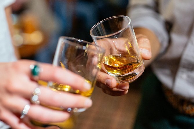 The 10 Tastings of Edinburgh With Locals: Private Food Tour - Walking comfort and weather reality in Edinburgh