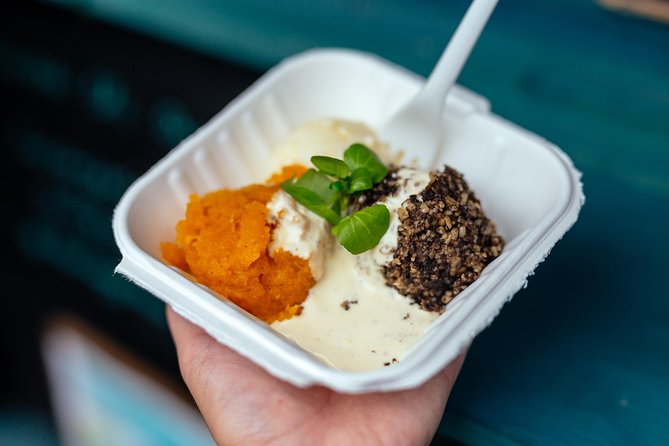 The 10 Tastings of Edinburgh With Locals: Private Food Tour - Who this tour suits best