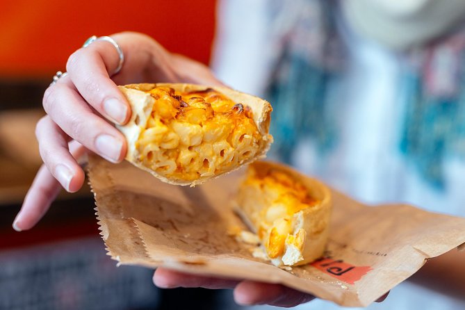 The 10 Tastings of Edinburgh With Locals: Private Food Tour - John Knox House Museum stop: culture between bites
