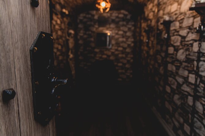 The Ghost of Mary Queen of Scots Escape Room - Getting There at 24 Sandyford Pl: Expect Stairs, Use Good Shoes