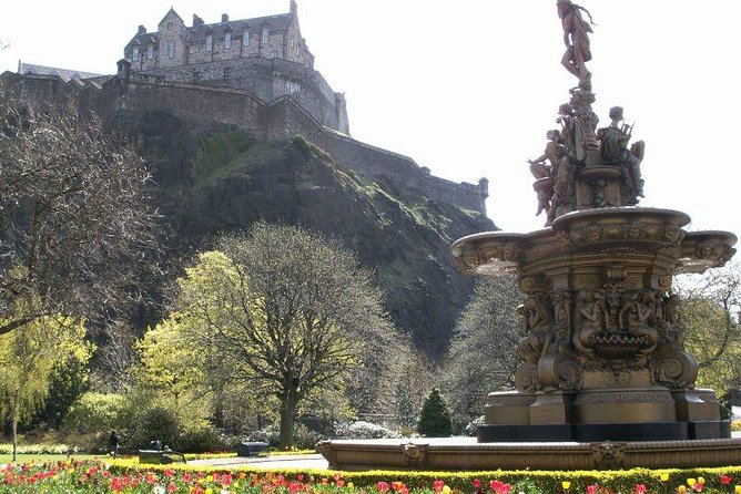 The Royal Military Tattoo Edinburgh City Tour Rosslyn Chapel and Dinner - Meeting point and timing: start at Gladstone’s Land, finish nearby