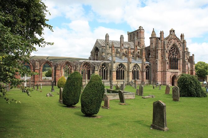 The Scottish Borders Full-Day Private Tour in a Luxury Minivan with Local Guide - Scott’s View and the Eldon Hills: the photo pause you will remember