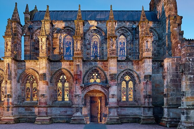 The Scottish Borders Full-Day Private Tour in a Luxury Minivan with Local Guide - Comfort perks that actually matter on an 8-hour day
