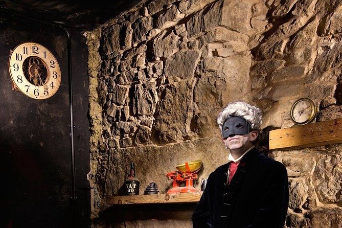 The World Famous Underground Ghost Tour - Royal Mile Meets the Underground: What This 75-Minute Tour Actually Covers