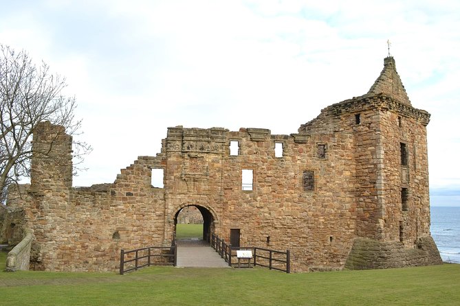 Tour of St Andrews and Historic Fife Small Group Tour - St Andrews Time: Old Course Views, Town Finds, and Optional Extras