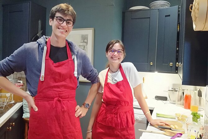 Traditional Scottish Cooking Class & Dinner with Edinburgh Local - Tea, Coffee, and Dessert From Your Own Batch