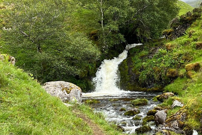 ULLAPOOL PORT Cruise Ship Tour, Ardvreck Castle, Rocks & More - What to Pack and How to Enjoy Every Stop
