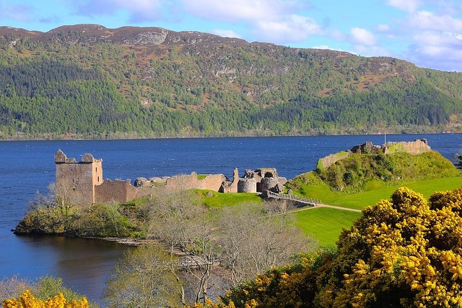 Ultimate Loch Ness Outlander Group Tour - Why this Loch Ness day works: castle timing plus a real boat cruise