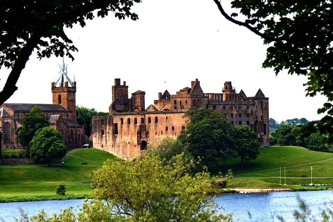 Wallace monument, Stirling Castle, Linlithgow Palace Private Tour - Linlithgow Palace Ruins: Picnic Views and Mary Queen of Scots Context