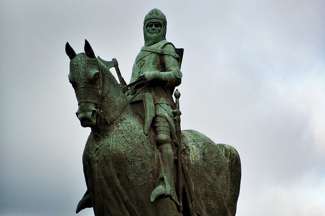 Warriors & Wilderness: Braveheart & Stirlingshire Day Trip - Private Pickup and a Comfortable Mercedes Mini Van