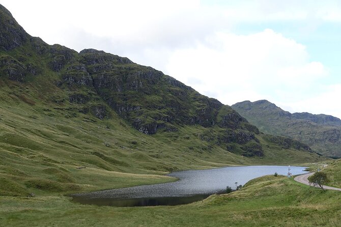 West Coast Lochs & Castles Tour - from Glasgow - Inveraray Castle and Gardens: Quick Glimpses of Scottish Baronial Grandeur