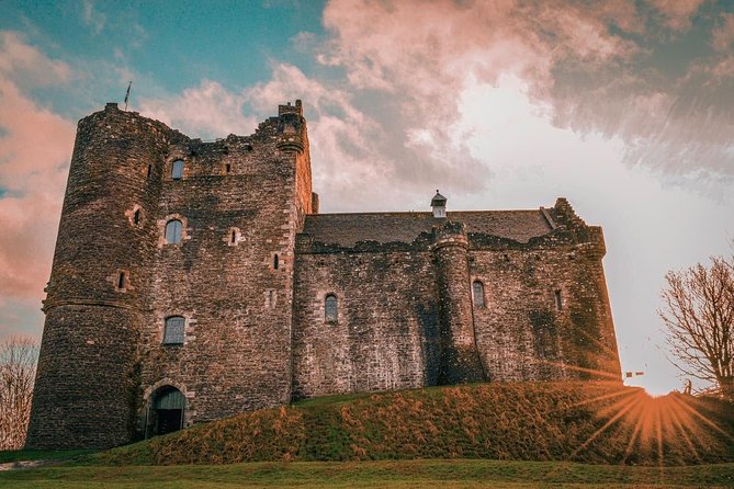 West of Scotland Cultural Tour - A comfortable private ride that keeps the day flexible